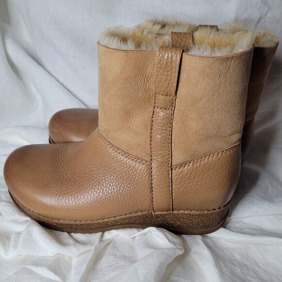 Dansko Mckenzie Shearling Lined Boots - Picture 10 of 16
